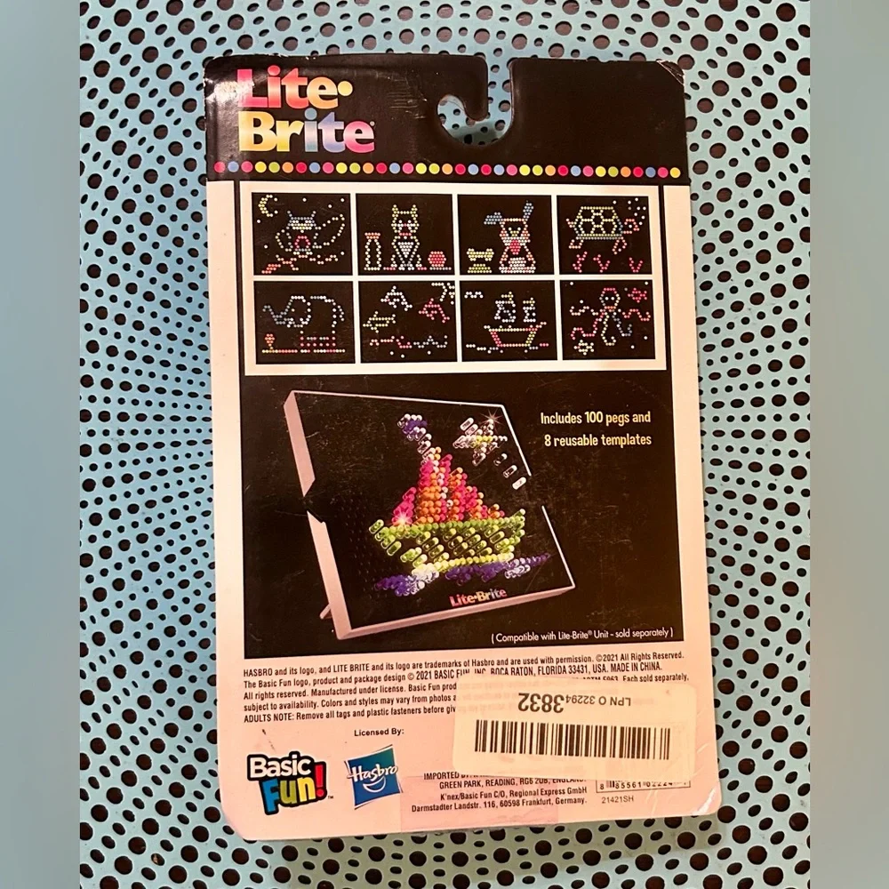 Lite Brite Template Stencil Refill Pack with 100 Colorful Pegs and 8 Designs